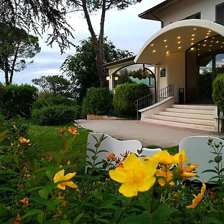 Hotel Panorama San Valentino in Abruzzo Citeriore Экстерьер фото